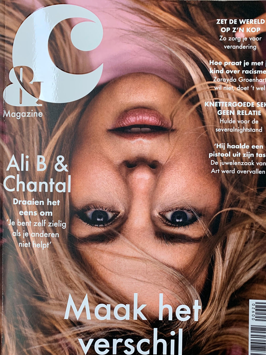 SEPTEMBER 2020: &C MAGAZINE MET @DEHUISMUTS  • GEHELE HUIS GESCHILDERD MET LAB PAINT EN COLOURS