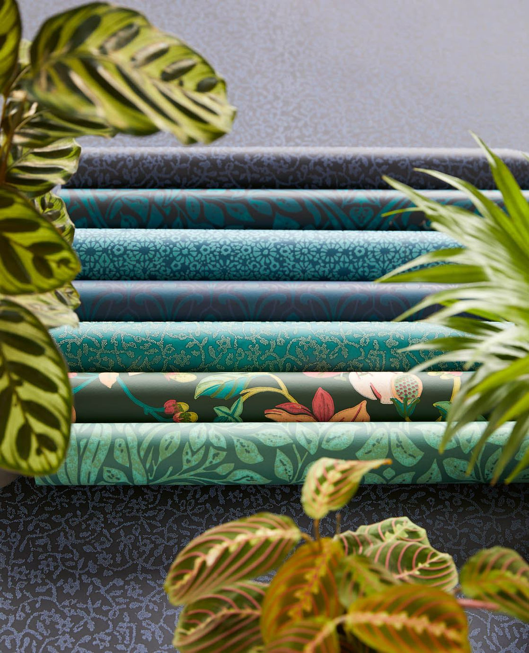 EIJFFINGER Carmen 392544 - Afbeelding 3 - Blauw, Zwart / Grijs, Romantisch, Etnisch, Klassiek, Bloemen, Bladeren