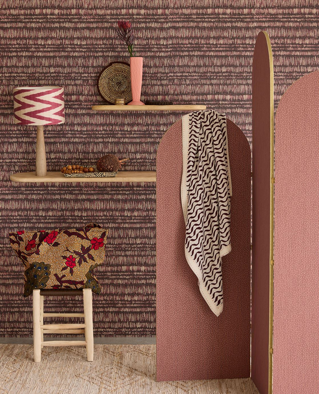 EIJFFINGER Solange 340263 - Afbeelding 3 - Rood, Etnisch, Strepen, Structuren