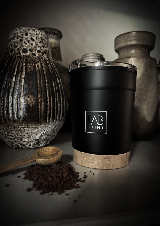 LABOR-TÄGLICHER BECHER