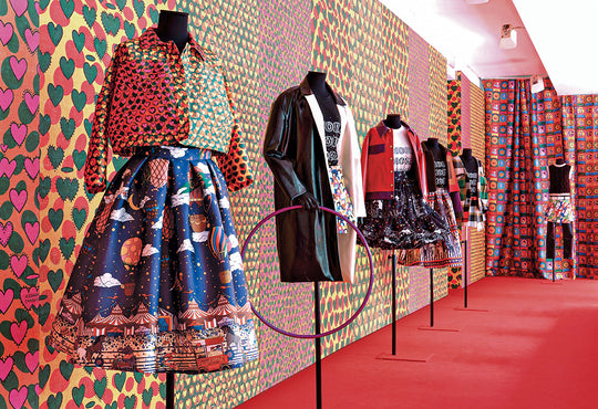 HookedOnWalls Enriquezland Psyco Cuori 1 behang 25500Afbeelding 2