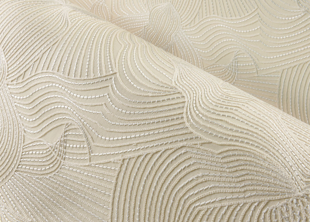 ARTE-Moooi-Wallcovering-Green-House-Techno-Bee-Embroidered-|-Ivory-MO5040 afbeelding 2 
