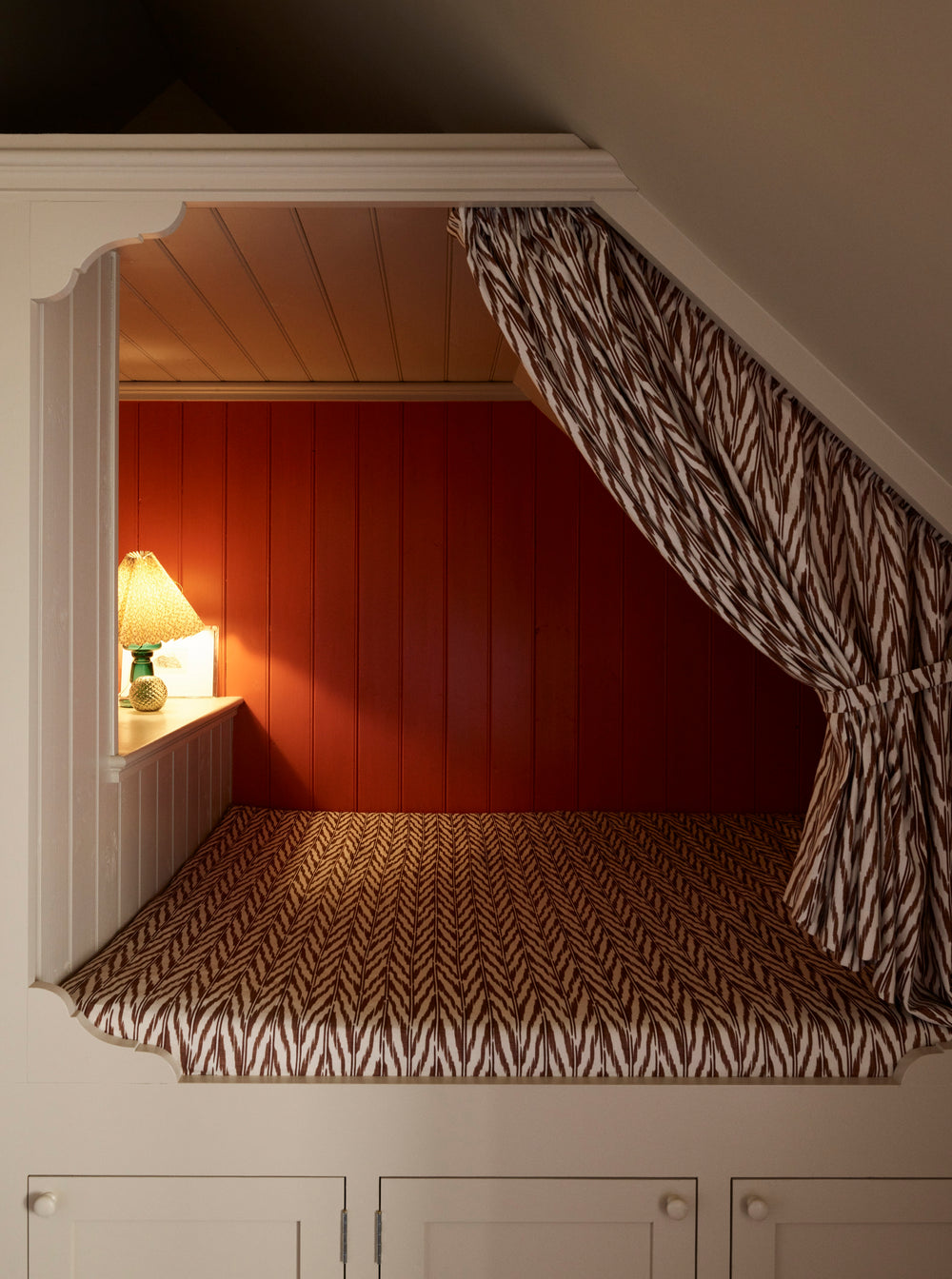 Casein Distemper | Copenhagen Roof no. 9816