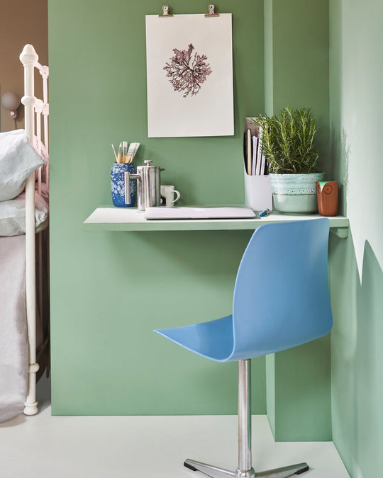 Modern Emulsion | Breakfast Room Green no. 81