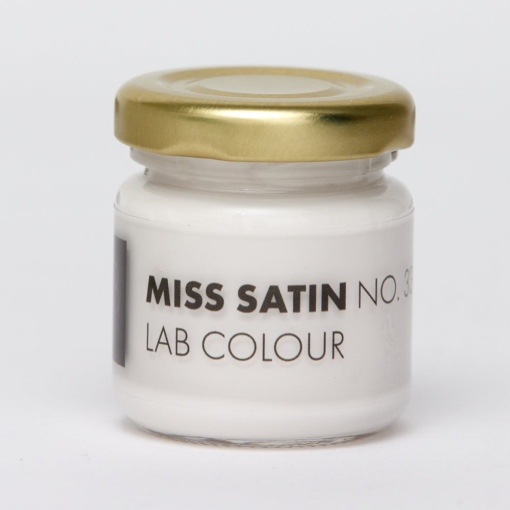 LAB Musterglas | Fräulein Satin Nr. 330