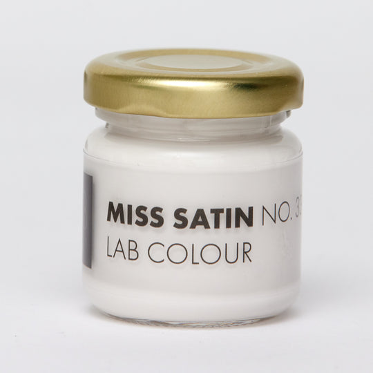 LAB Musterglas | Fräulein Satin Nr. 330